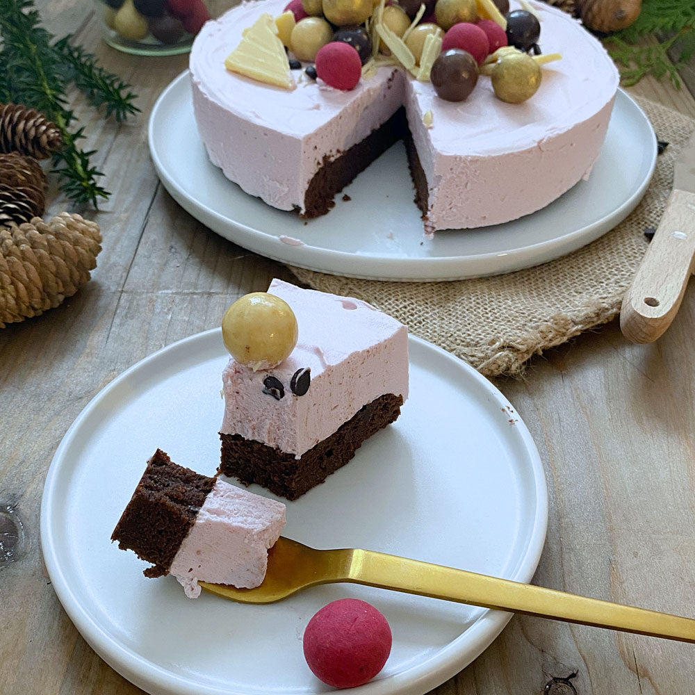 Brownie med körsbärsmousse